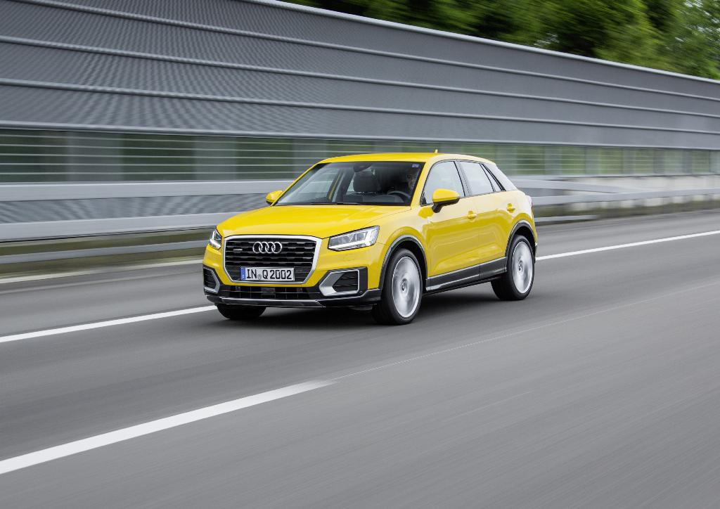 622756AUDIQ20201.jpg