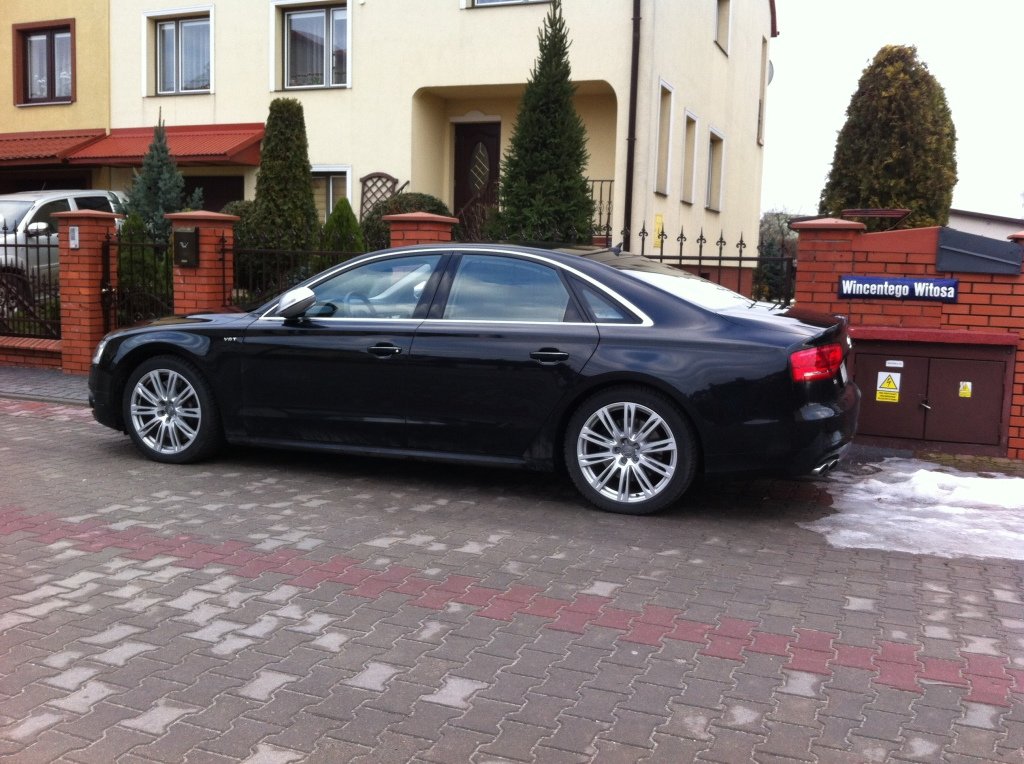 623169S8D4874.jpg