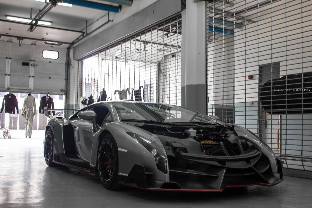 623679VENENO103.jpg