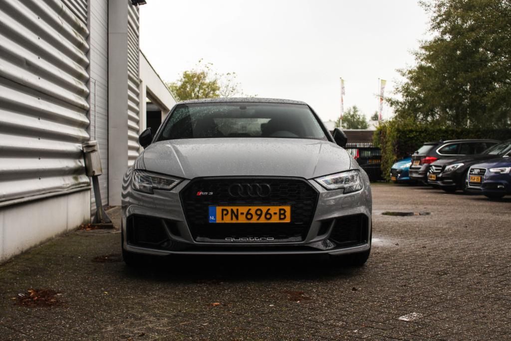 623701RS38V3154.jpg