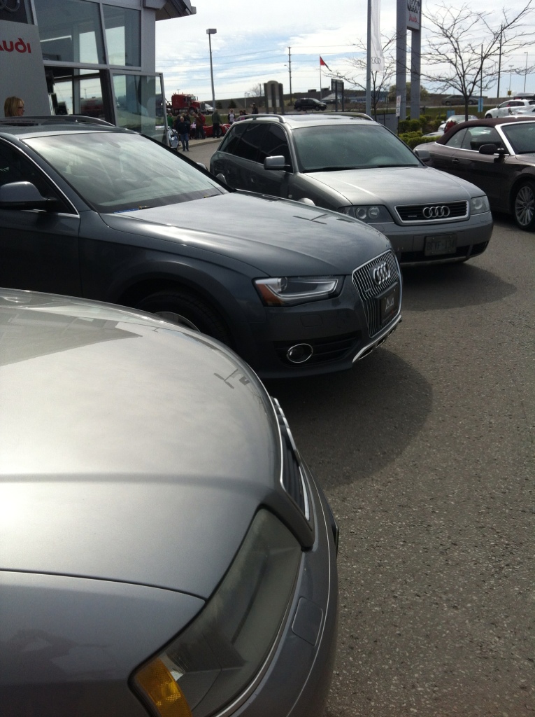 625147338AUDIA4ALLROAD.jpg