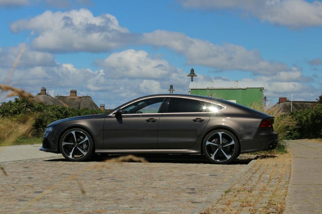 625322RS73400.jpg