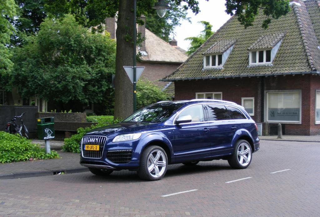 626167258Q7V12ESQUIROU.jpg