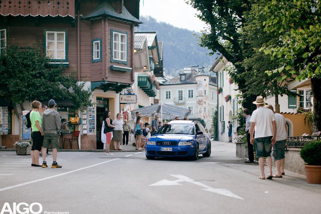 626280AUDIRS4B50001.jpg