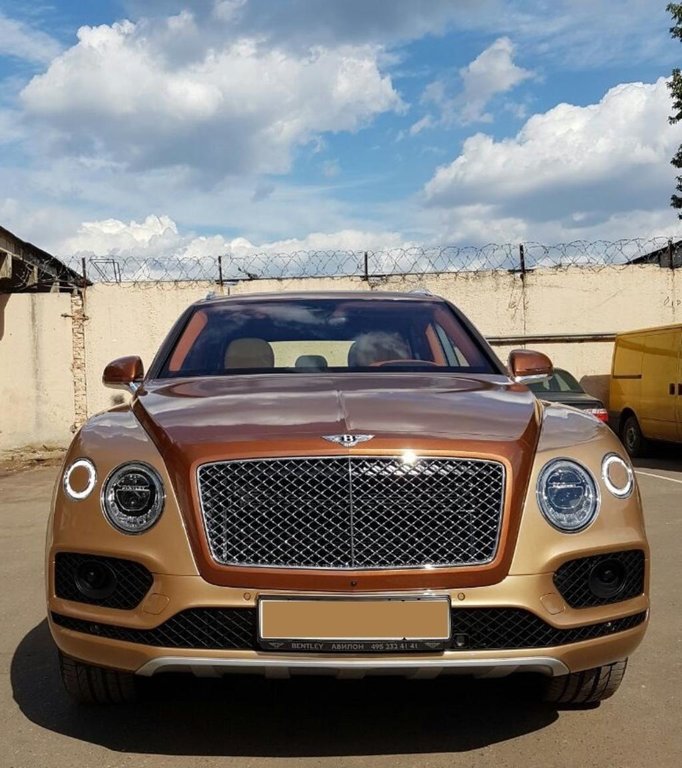 626750BENTAYGA0452.jpg