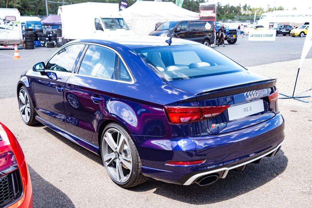 627671RS38V2952.jpg