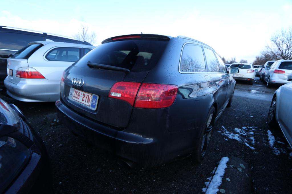 628216RS62411.jpg