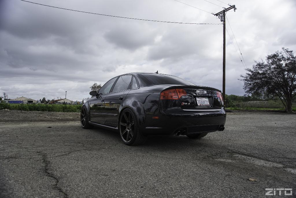 628553AUDIWHEELS0881P2RS4B7.jpg
