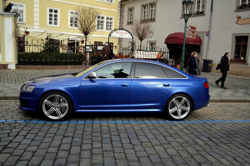 630168RS61108.jpg