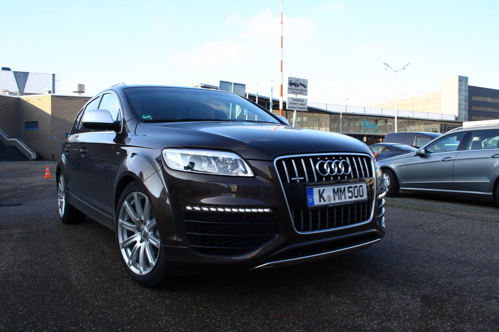 630213616Q7V12.jpg