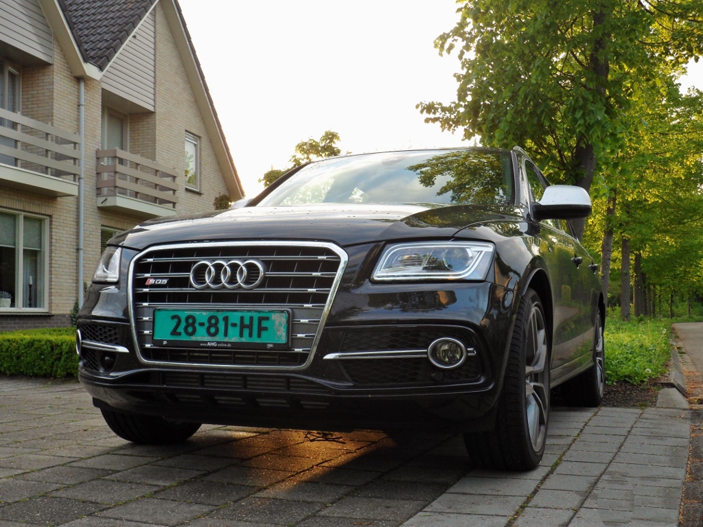 630609AUDISQ5474.jpg