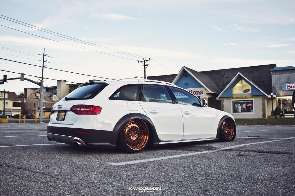 6309001066AUDIA4ALLROAD.jpg