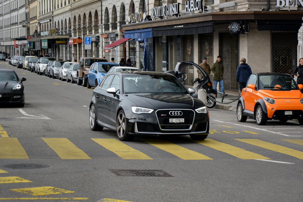 634703RS38V1029.jpg