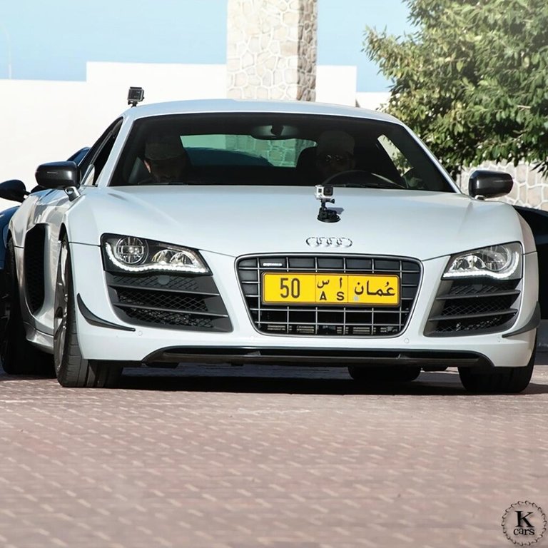 635704R8GT1447.jpg
