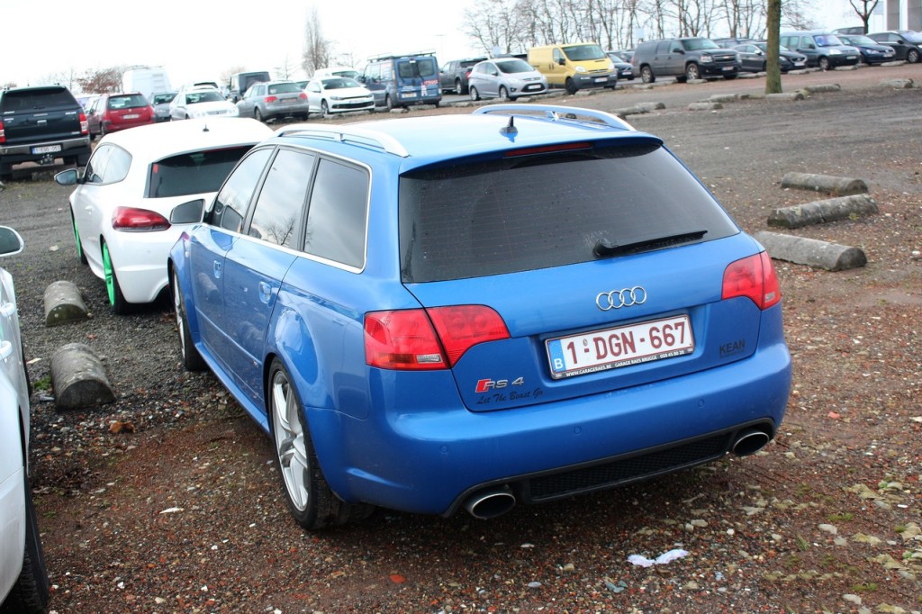 636233AUDIRS41591.jpg