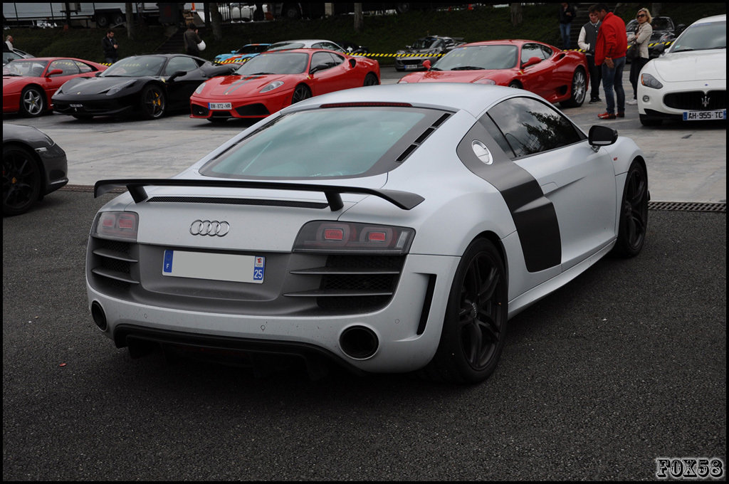 636371R8GT464.jpg