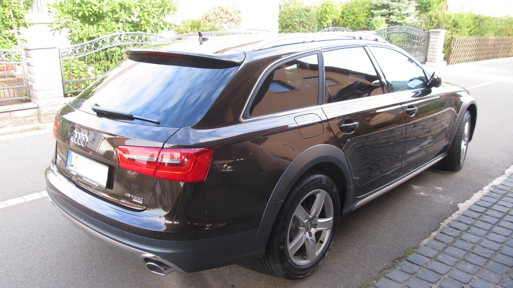 636454147AUDIA6C7ALLROAD.jpg