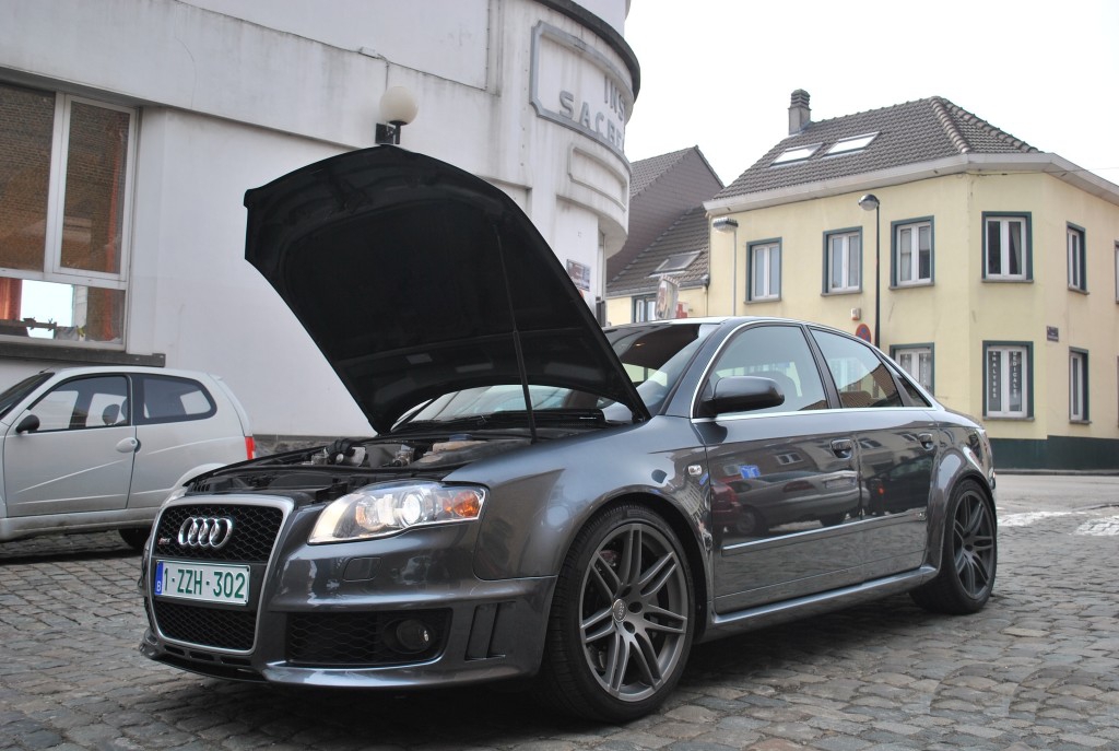 636702AUDIRS4744.jpg