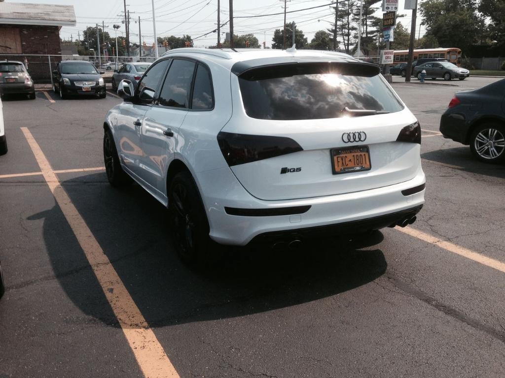 636971AUDISQ51270.jpg