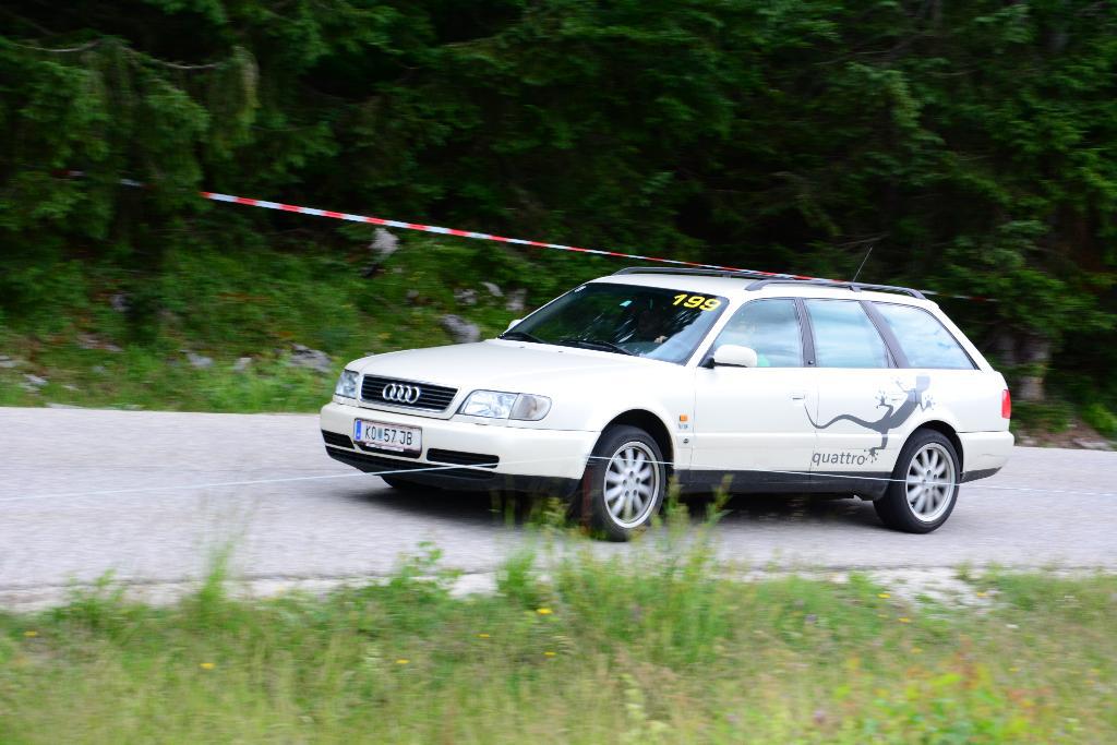 6389441358QUATTROLEGENDE2017.jpg