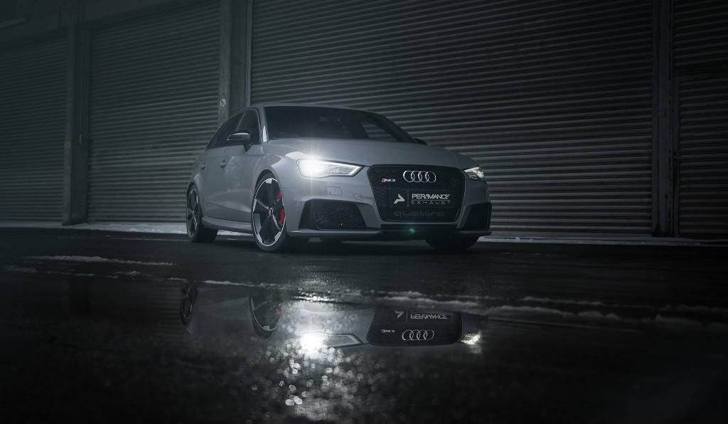 639611RS38V0944.jpg