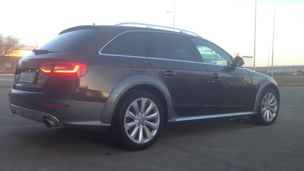 6398921702AUDIA4ALLROAD.jpg