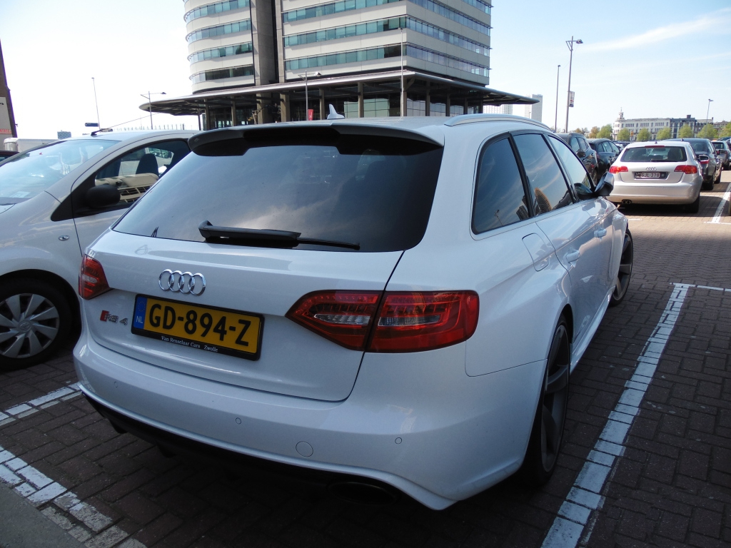 641283RS4B82492.jpg