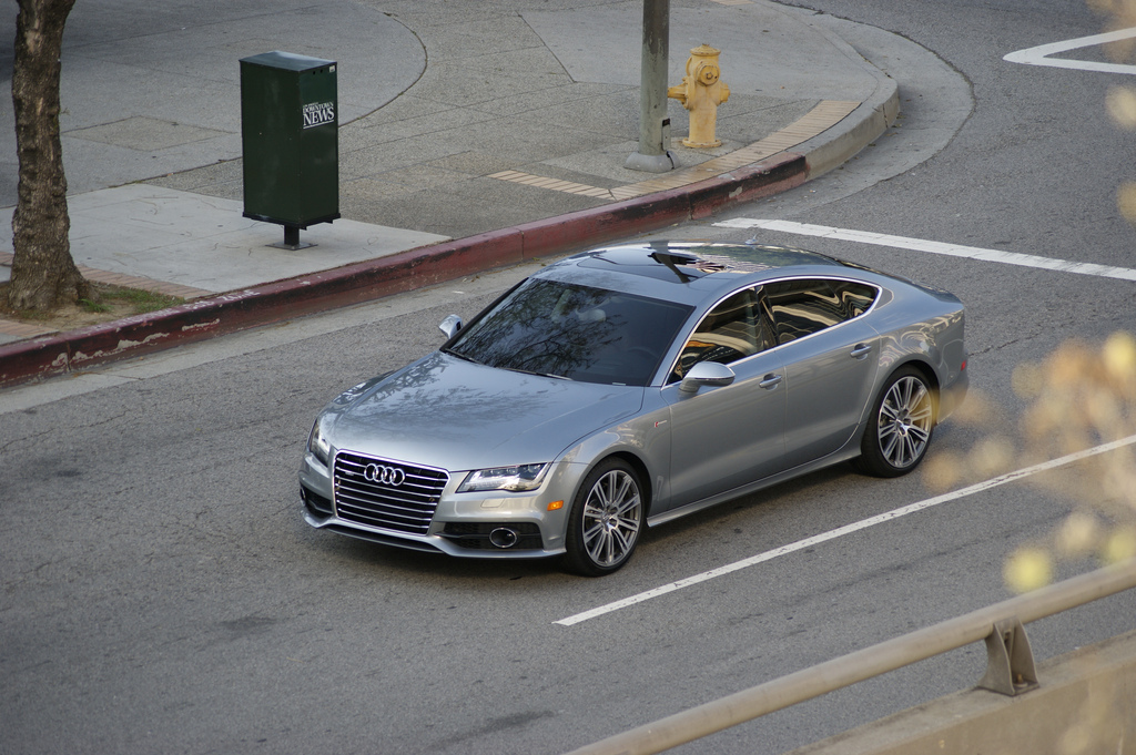641505150AUDIA7ESQUIROU.jpg