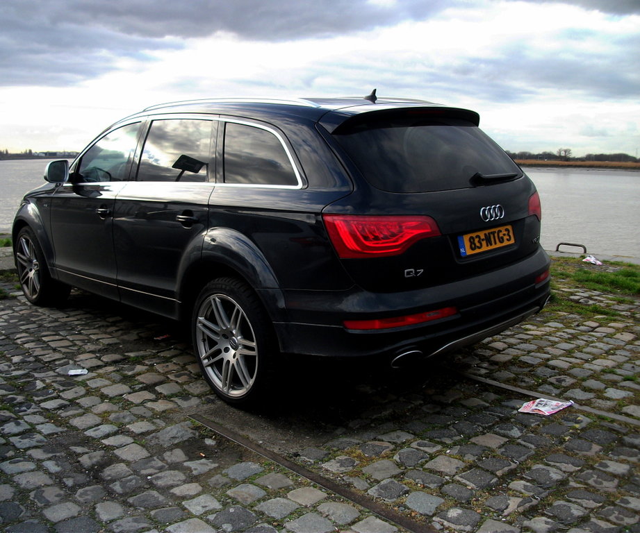 642175638Q7V12.jpg