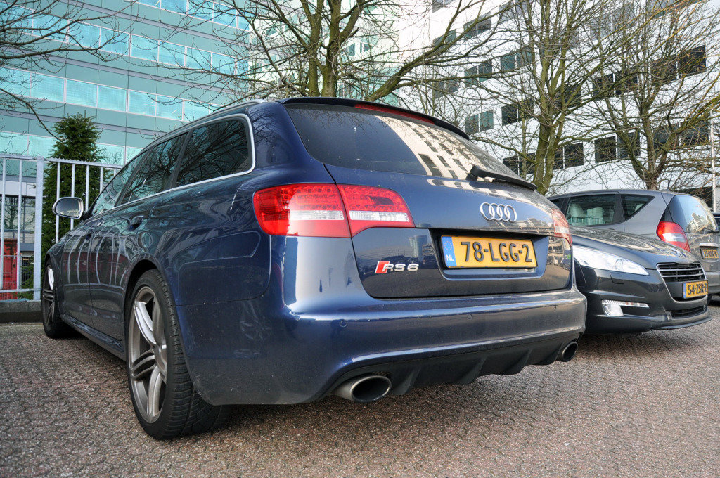 642485RS61114.jpg