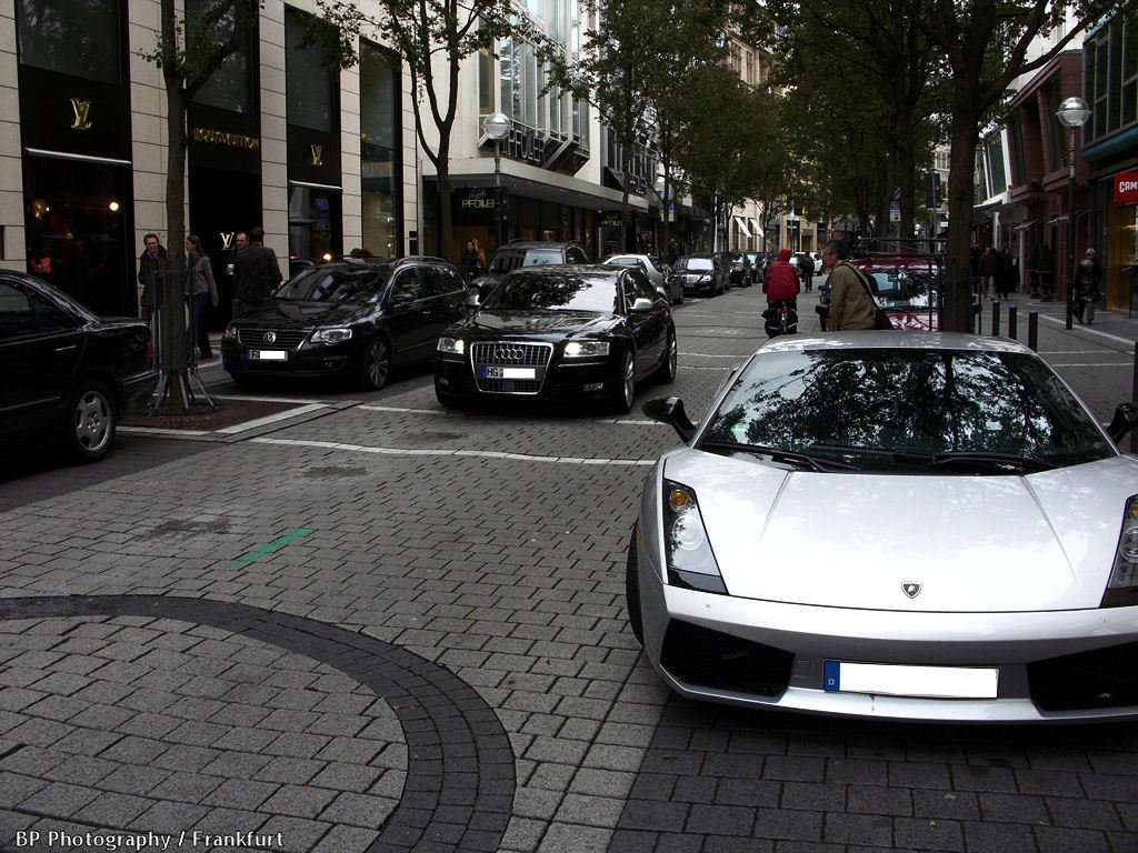 643231357S8ESQUIROU.jpg