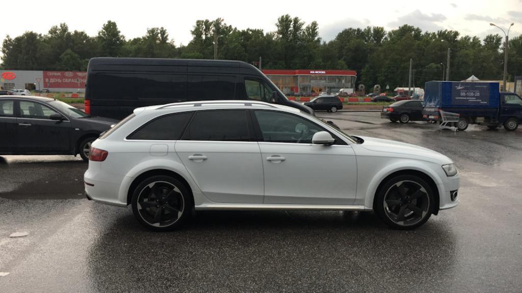 6434822045AUDIA4ALLROAD.jpg
