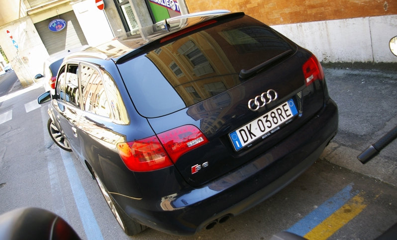 644126227S6ESQUIROU.jpg