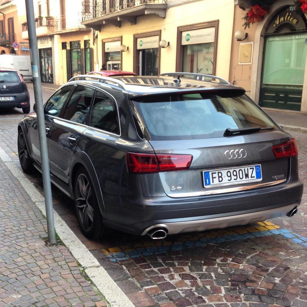 644635950AUDIA6C7ALLROAD.jpg