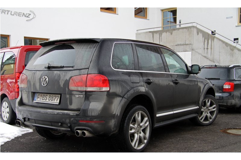 644780W12TOUAREG247ESQUIROU.jpg
