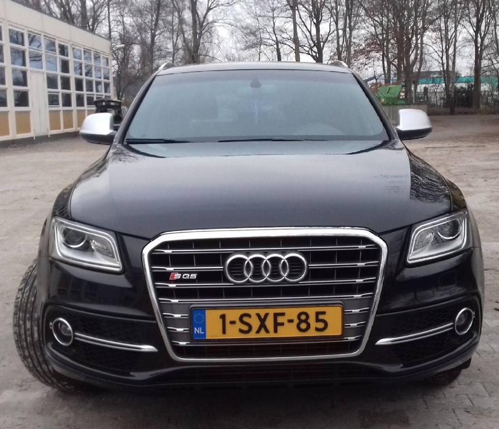 645321AUDISQ52214.jpg