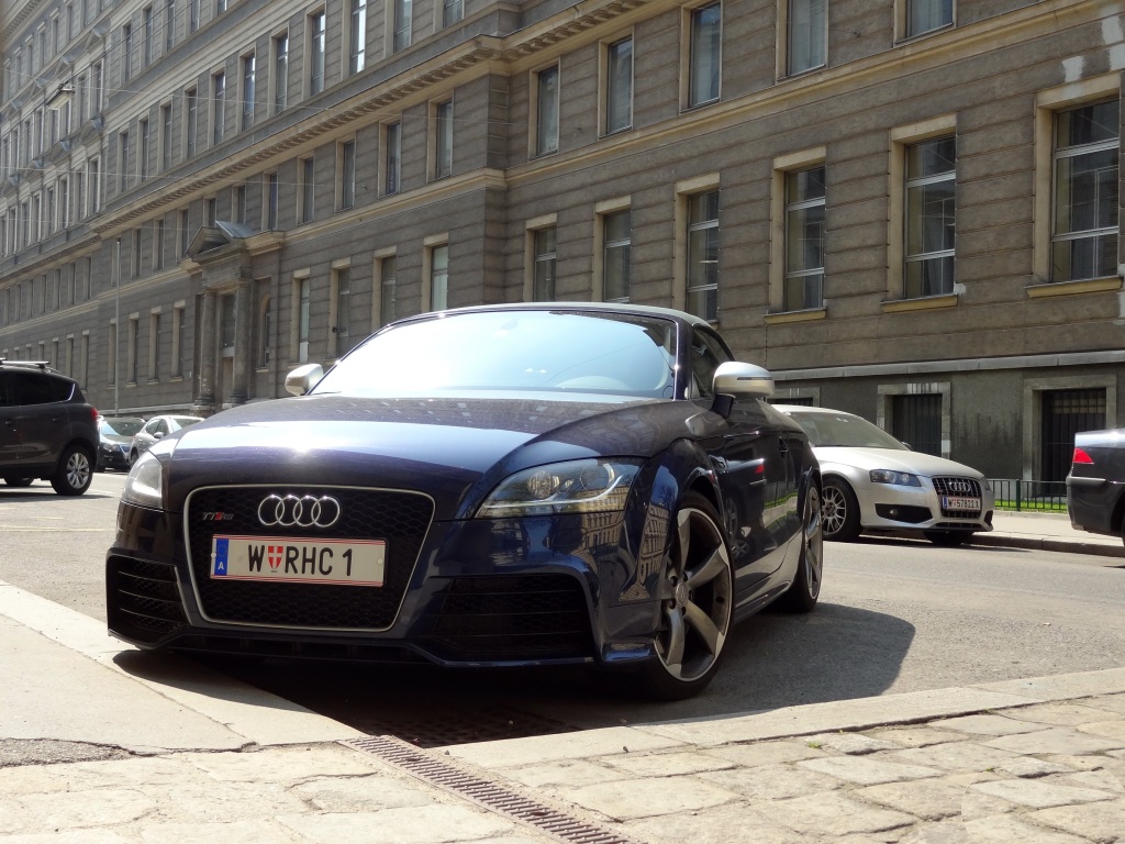 647254AUDITTRS726.jpg