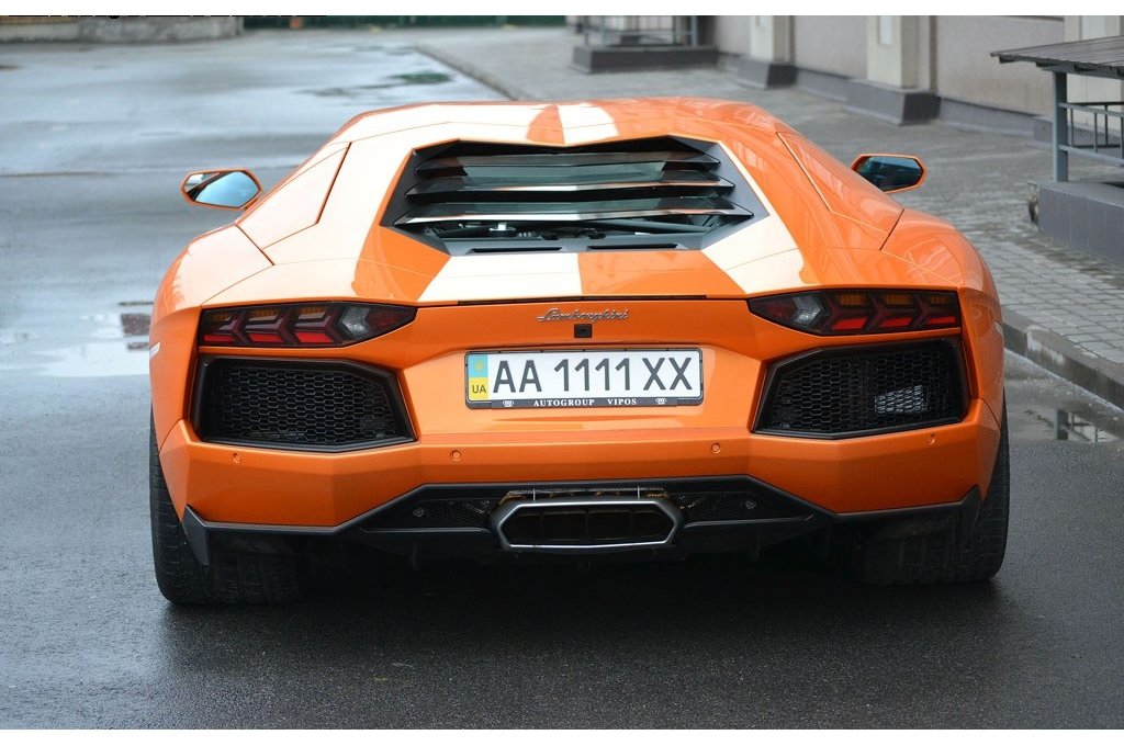 647619265LAMBORGHINIAVENTADORESQUIROU.jpg