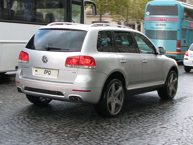 647765W12TOUAREG158ESQUIROU.jpg