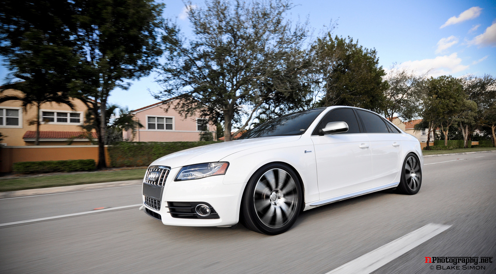 647949111S4ESQUIROU.jpg
