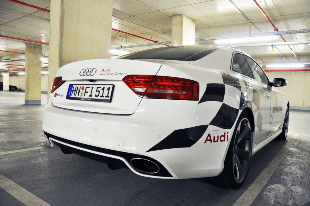 648140AUDIRS5741.jpg
