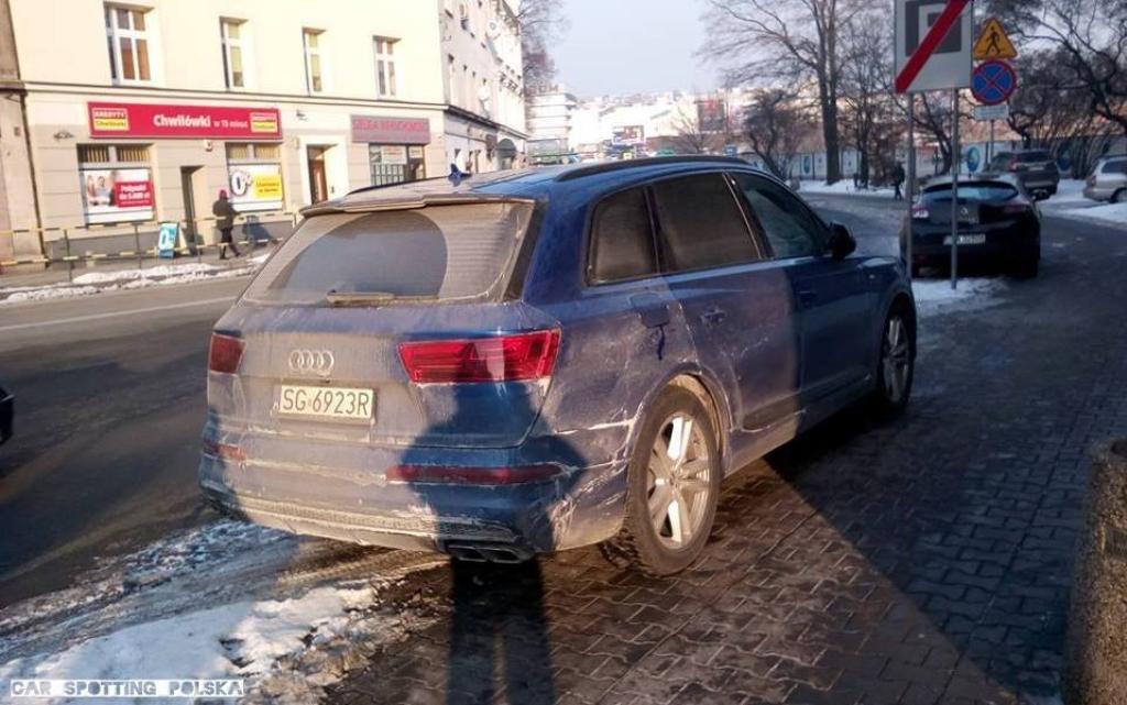 650101AUDISQ70537.jpg