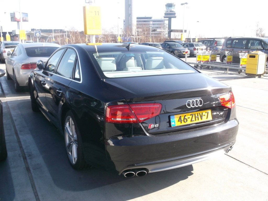 651139S8D41338.jpg