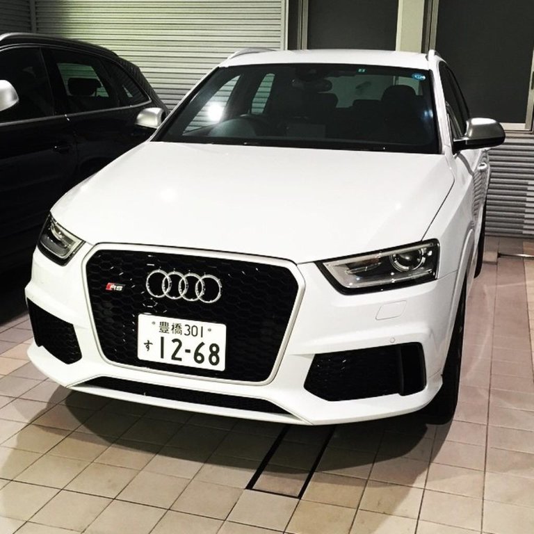 651268RSQ3732.jpg