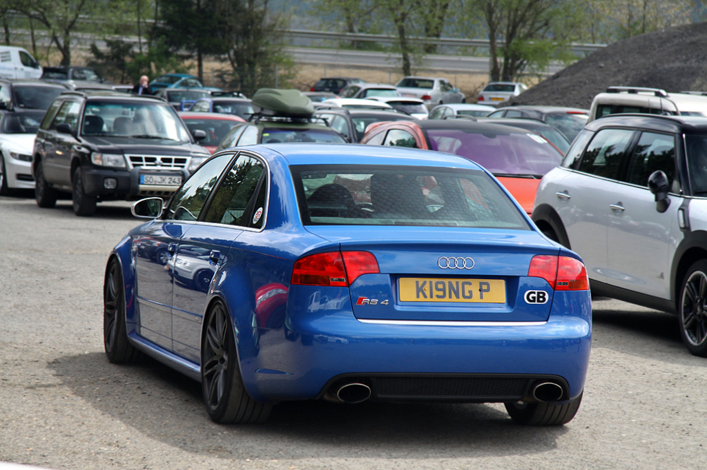 653228AUDIRS41220.jpg