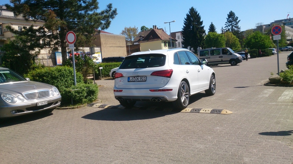 654166AUDISQ51160.jpg