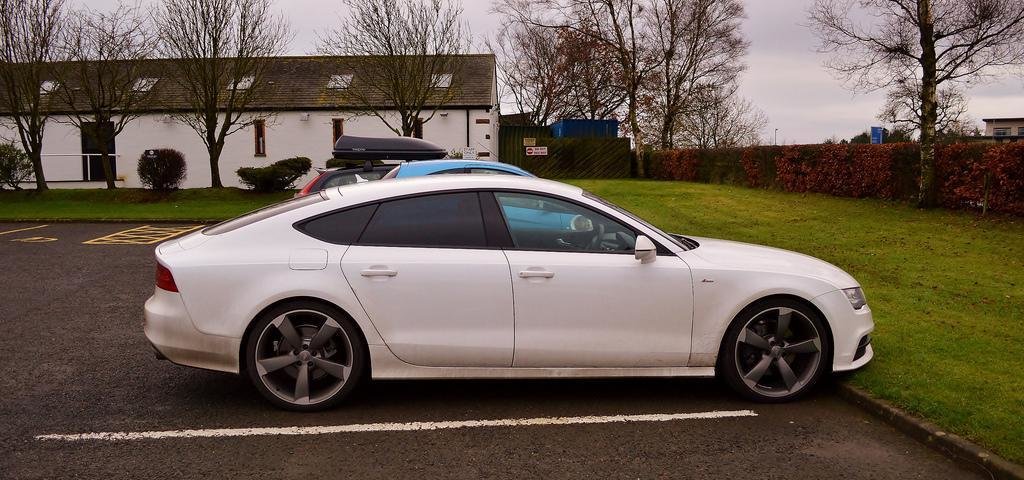654240342AUDIA7.jpg