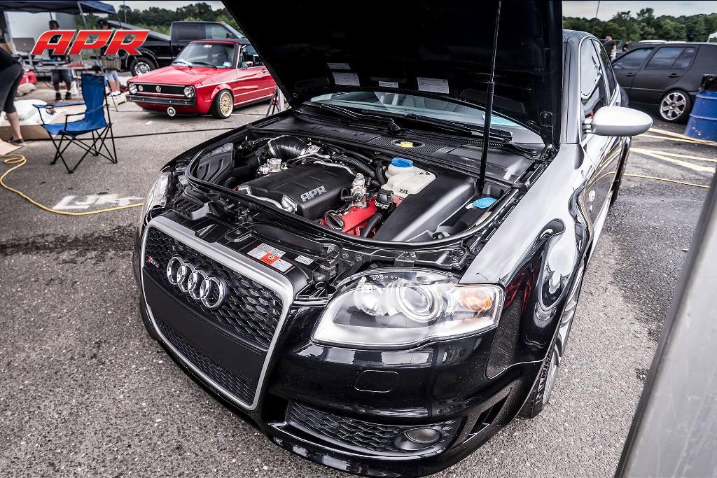 654556AUDIRS42075.jpg