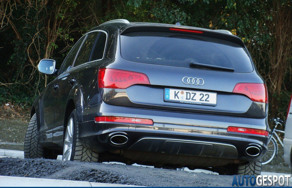 655012131Q7V12ESQUIROU.jpg