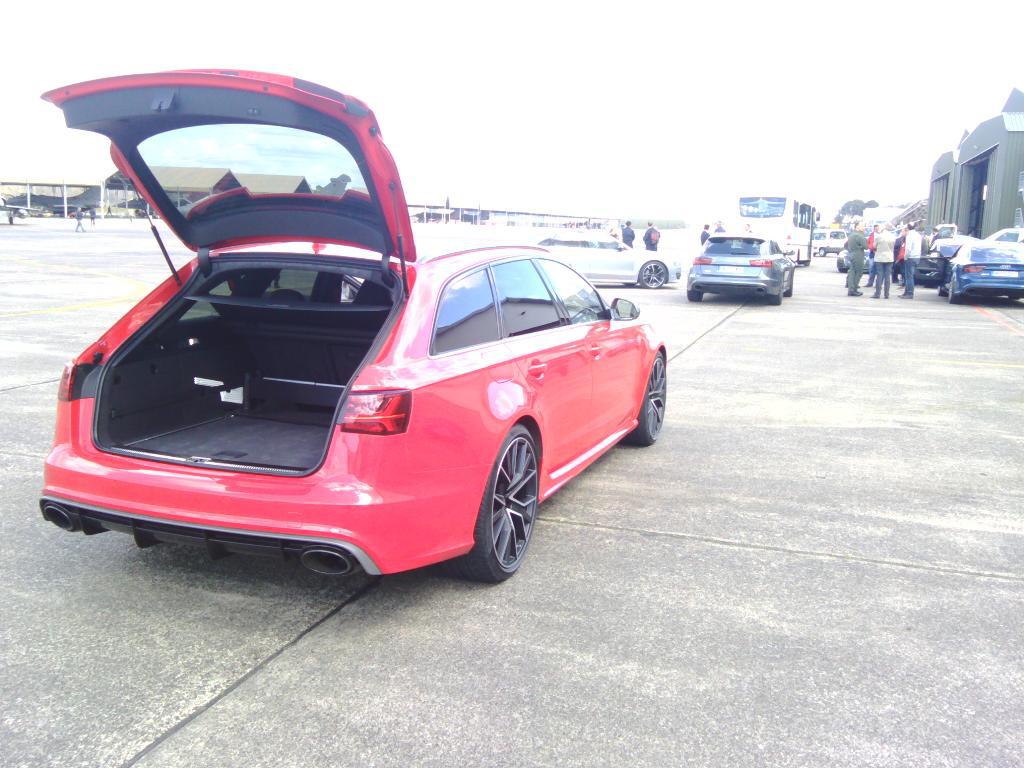 655373AUDIBA118070.jpg